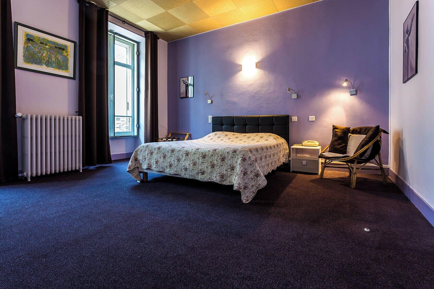 Varios Hotel Adour