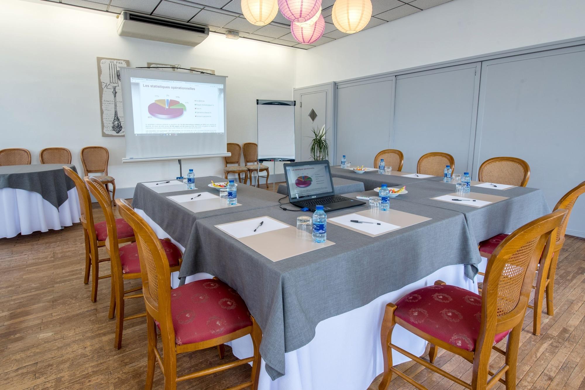 Sala de Reuniones Au Colombier du Touron
