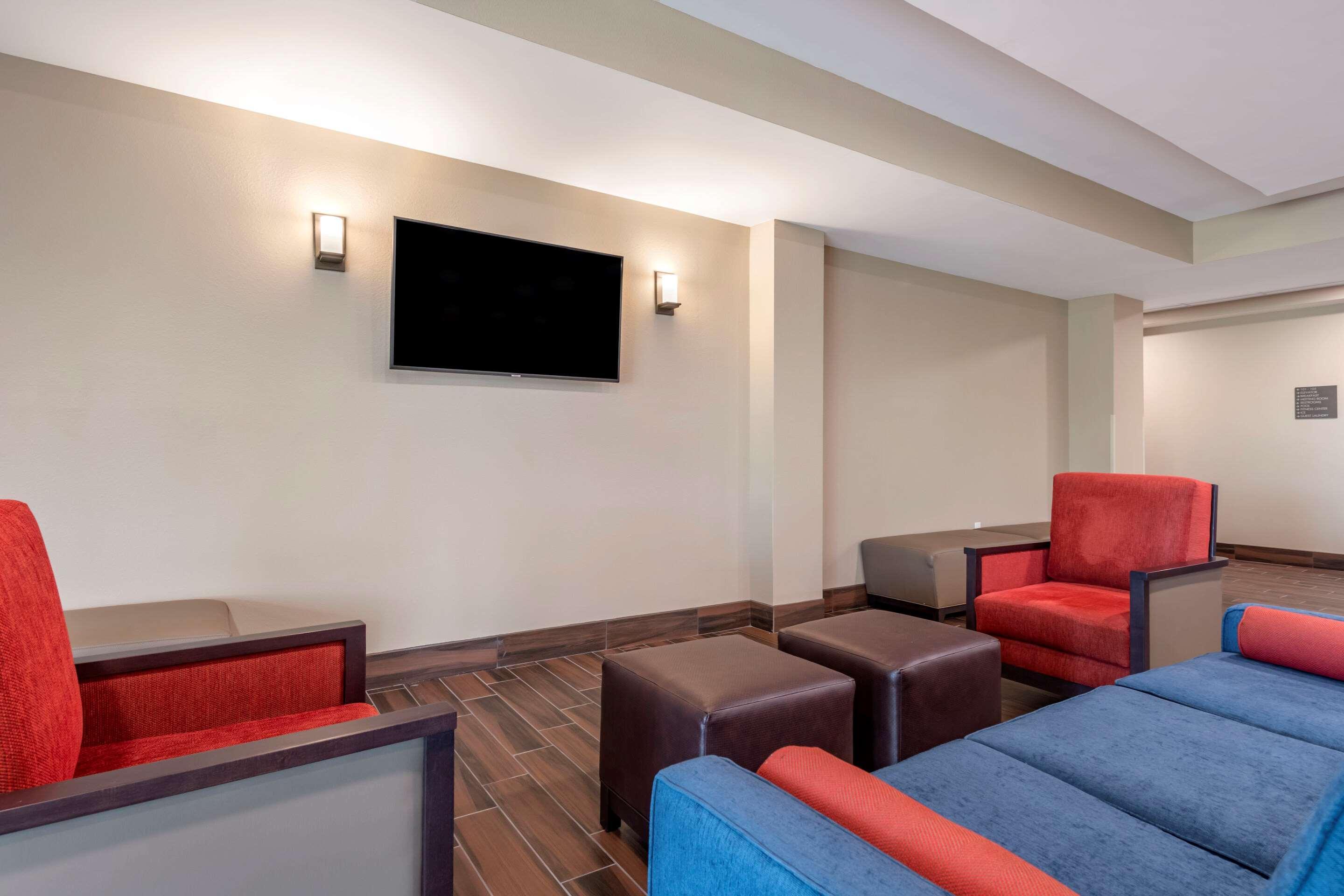 Vista Lobby Comfort Suites Daytona Beach-Speedway