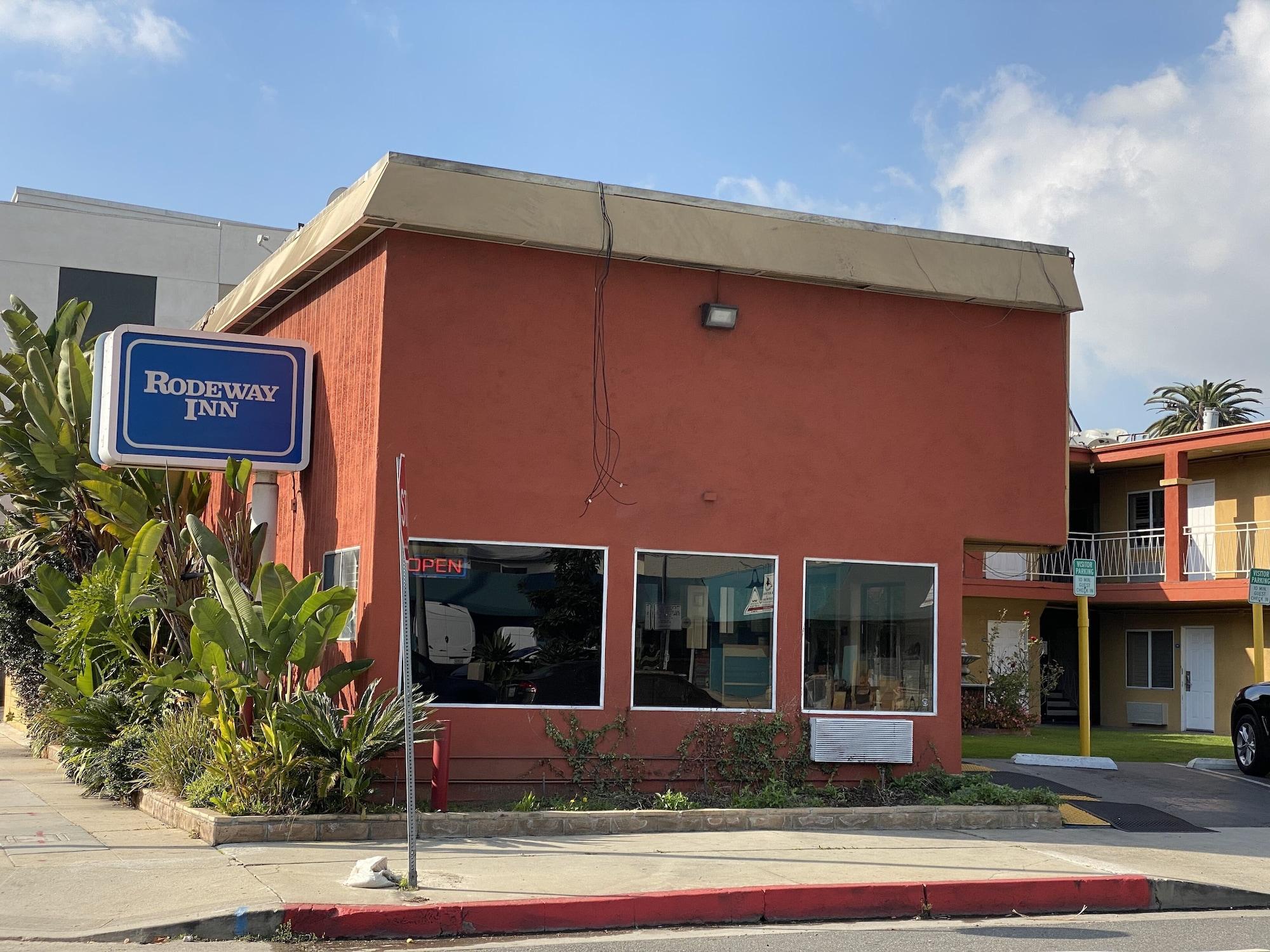 Varios Rodeway Inn near Venice Beach