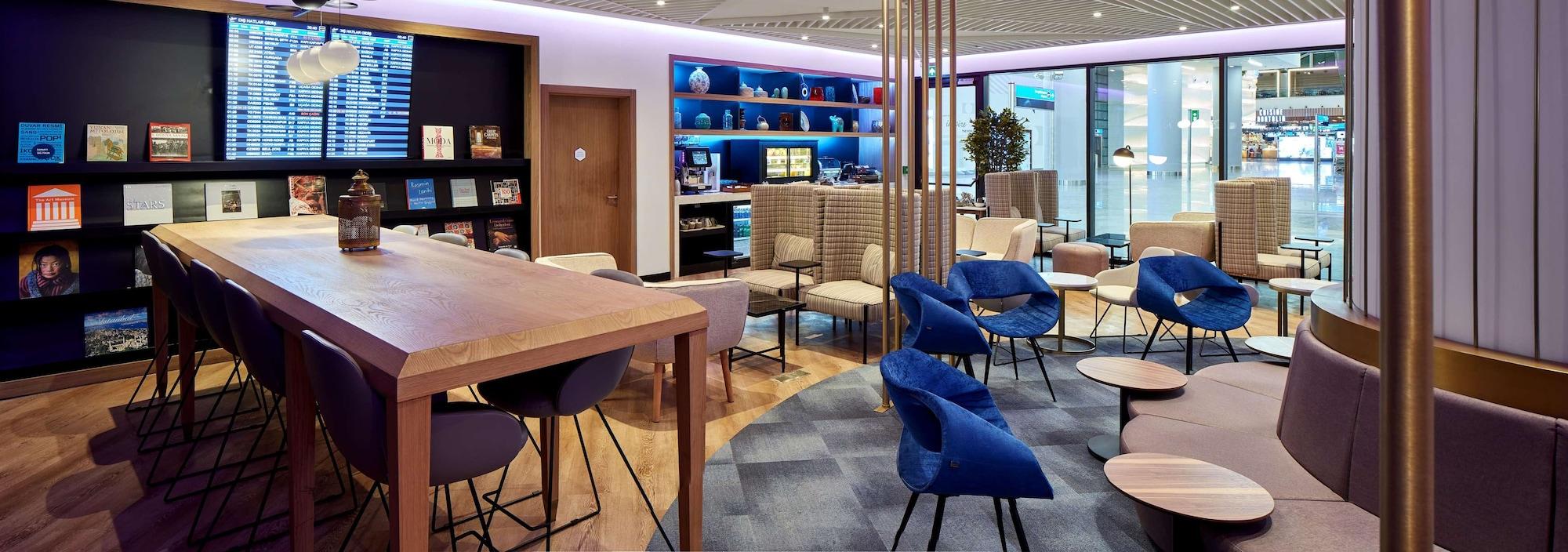 Bar/Salón YOTELAIR Istanbul Airport AIRSIDE