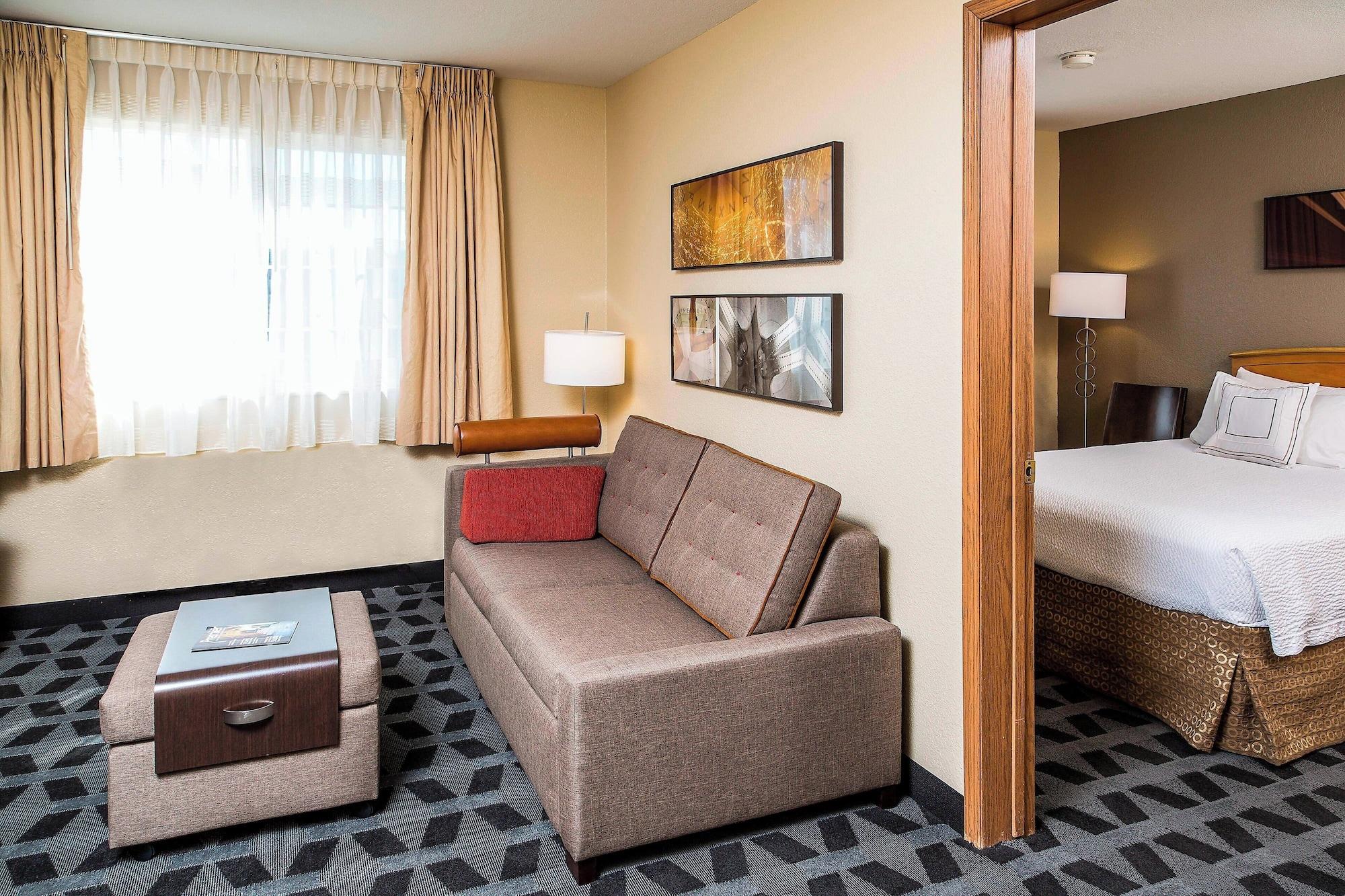 Habitación TownePlace Suites By Marriott Anaheim Maingate Near Angel Stadium