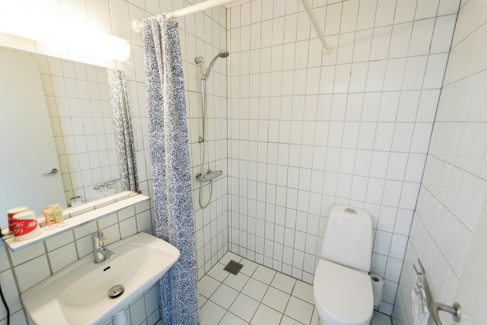 Equipamiento de Habitación Hotel Hjallerup Kro