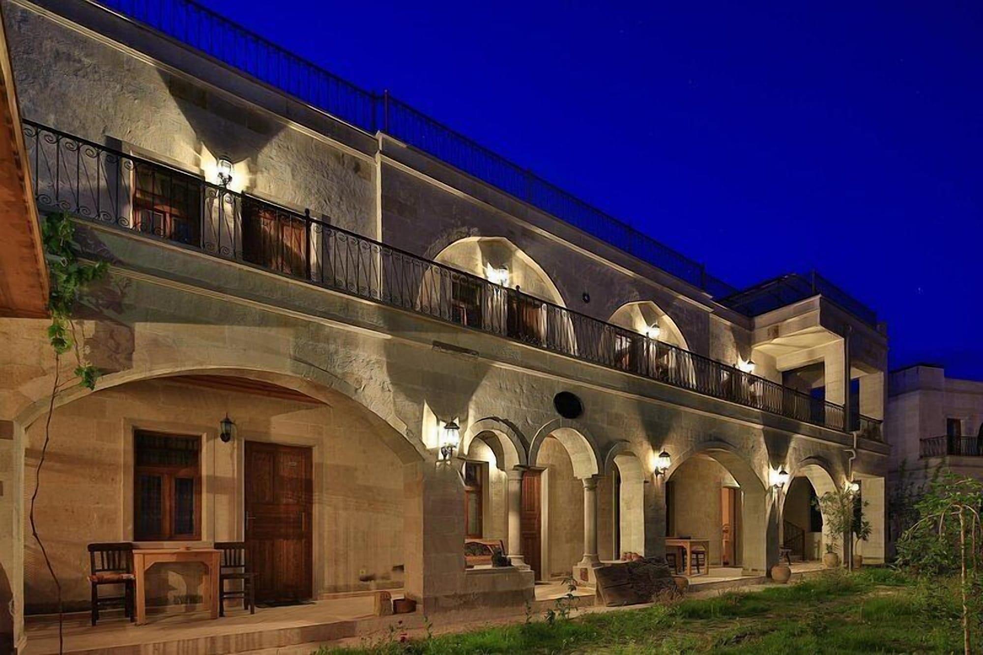 Varios Kemal's Guest House