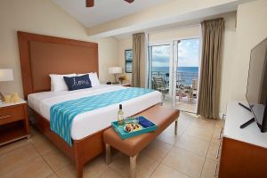 Alojamiento - Divi Beach Villas Towers Penthouse, Oceanfront, Kitchen, Resort Amenities