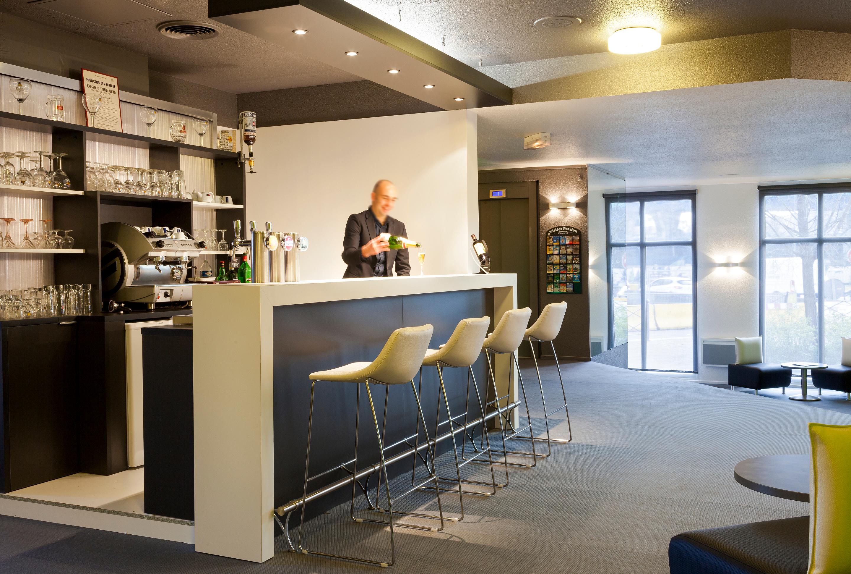 Bar/Salón KYRIAD LILLE GARE - Grand Palais