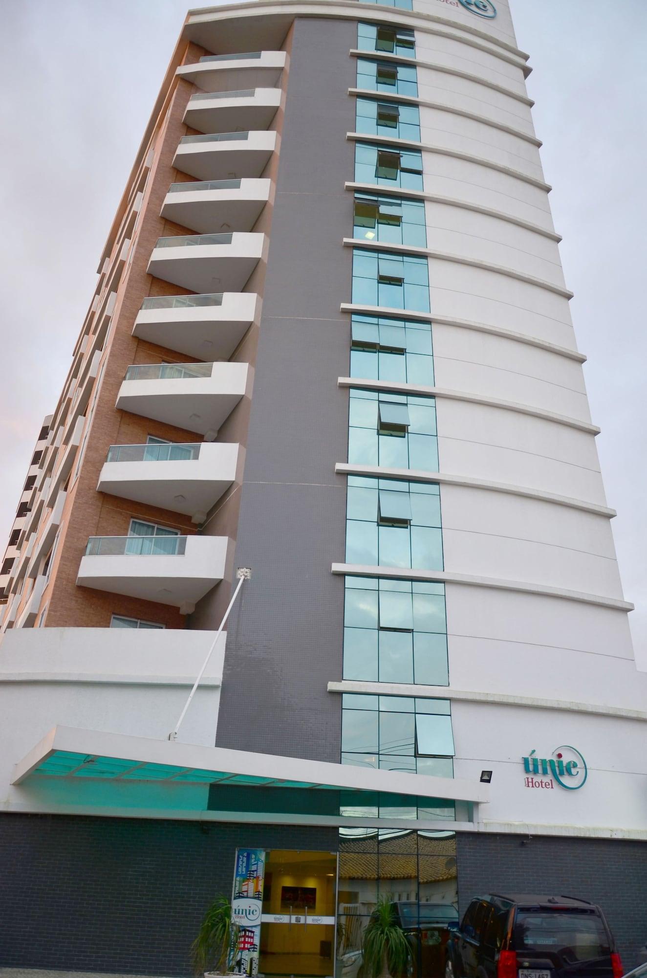 Vista Exterior Único Apart Hotel