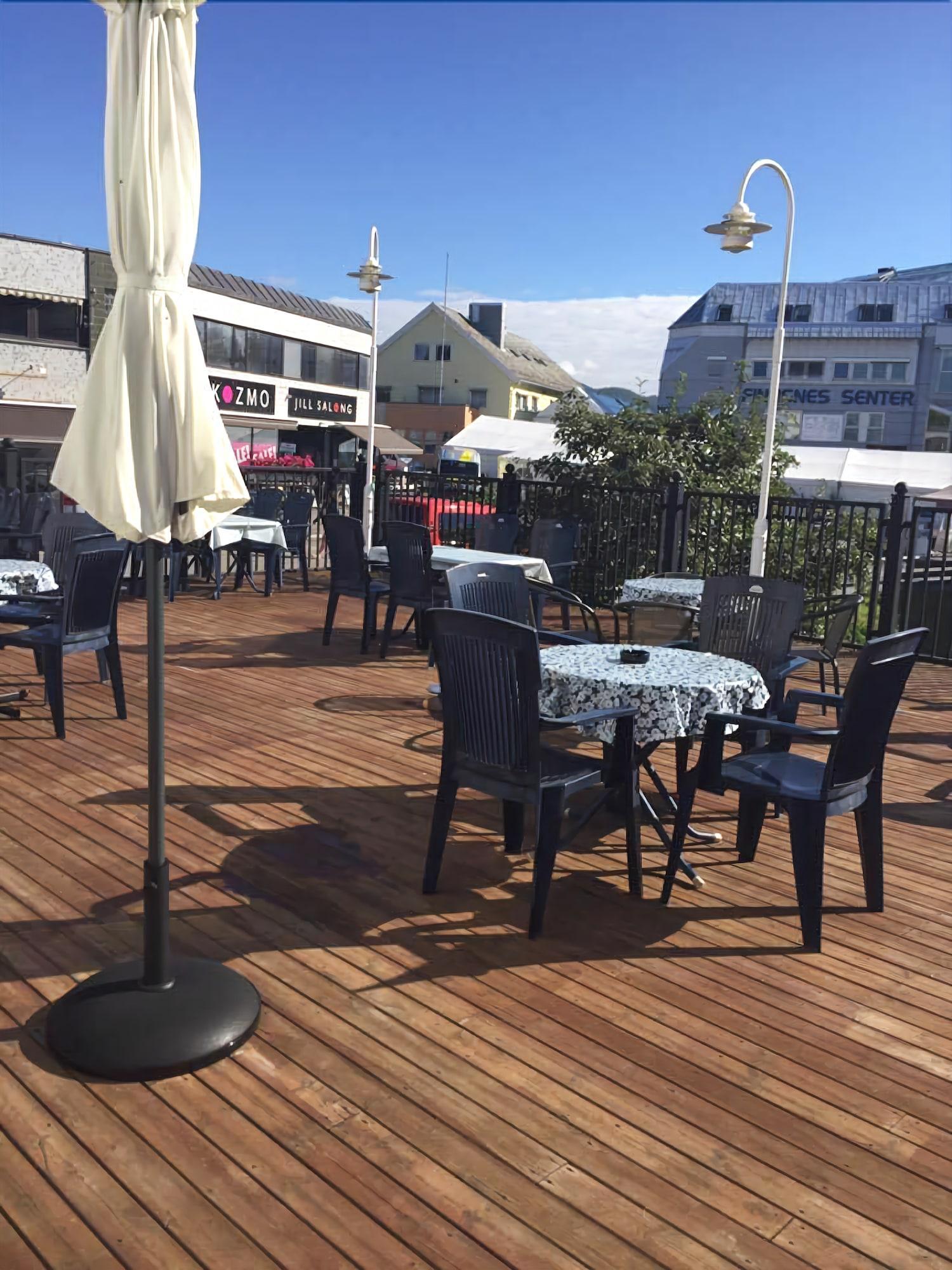 Varios Finnsnes Hotell