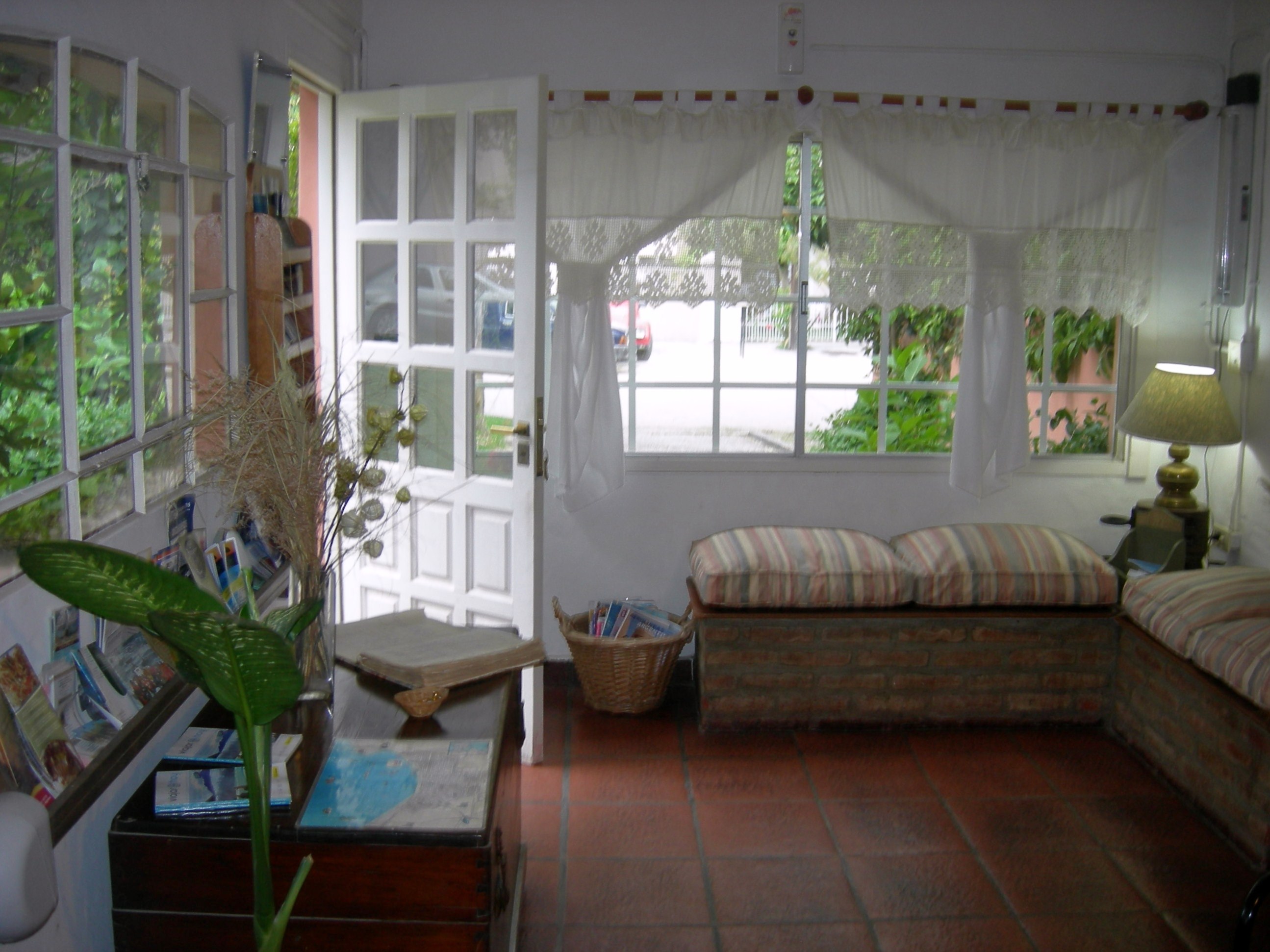 Varios Las Bardas Apart Hotel
