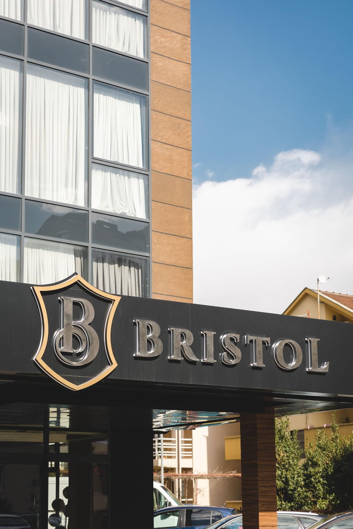 Vista Exterior BRISTOL HOTEL