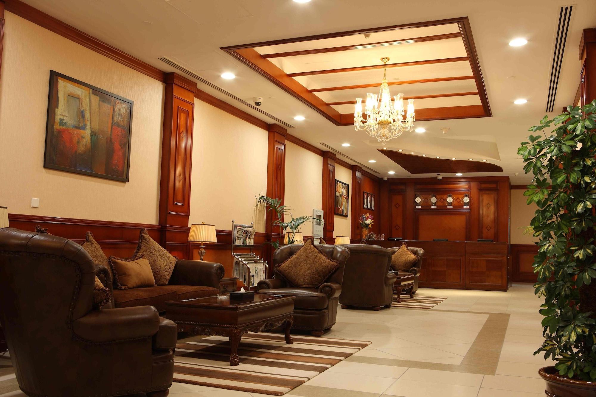Vista Lobby L' Arabia Hotel Apartments