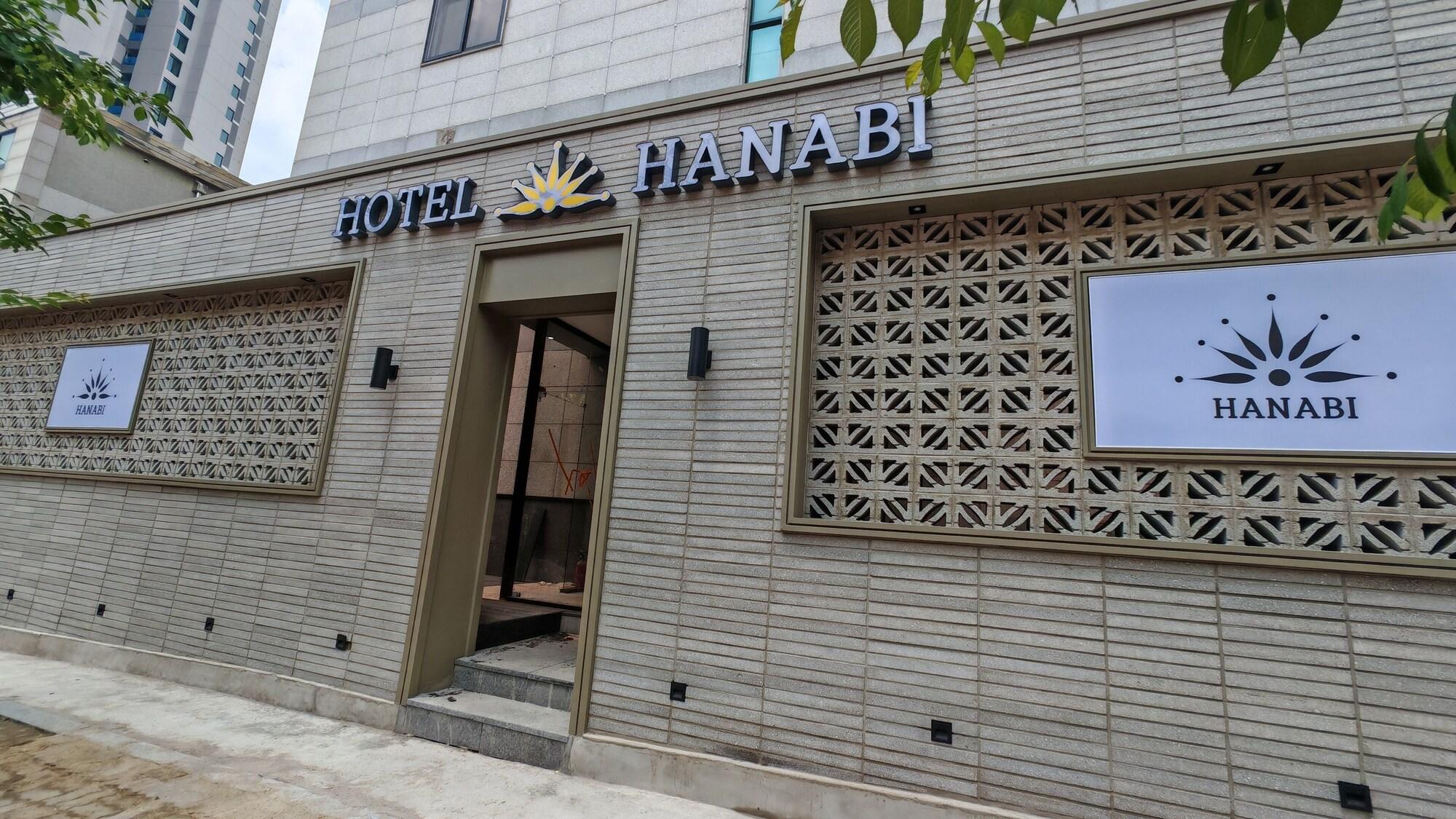 Varios Hanabi Hotel