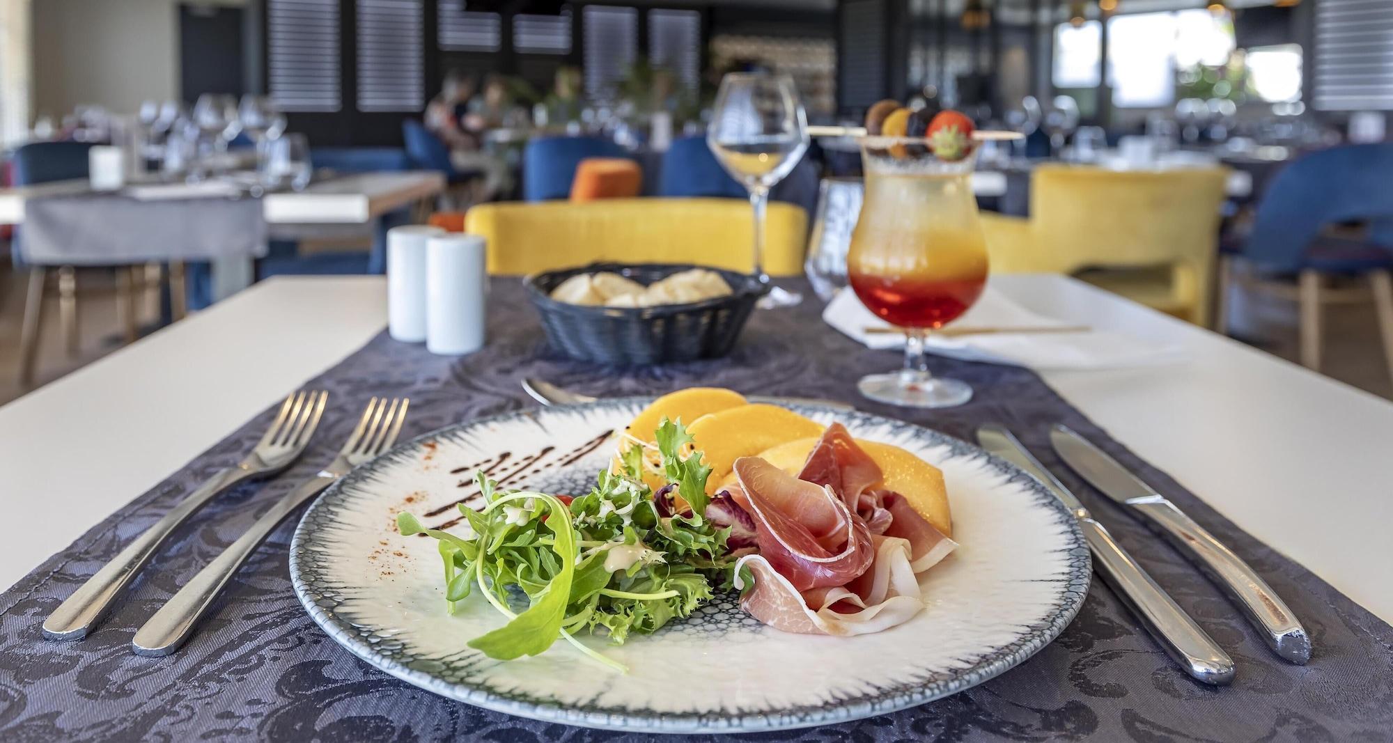 Restaurant Best Western Cote des Sables Plouescat