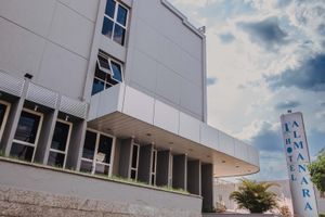 Hospedagens - HOTEL ALMANARA  CUIABA