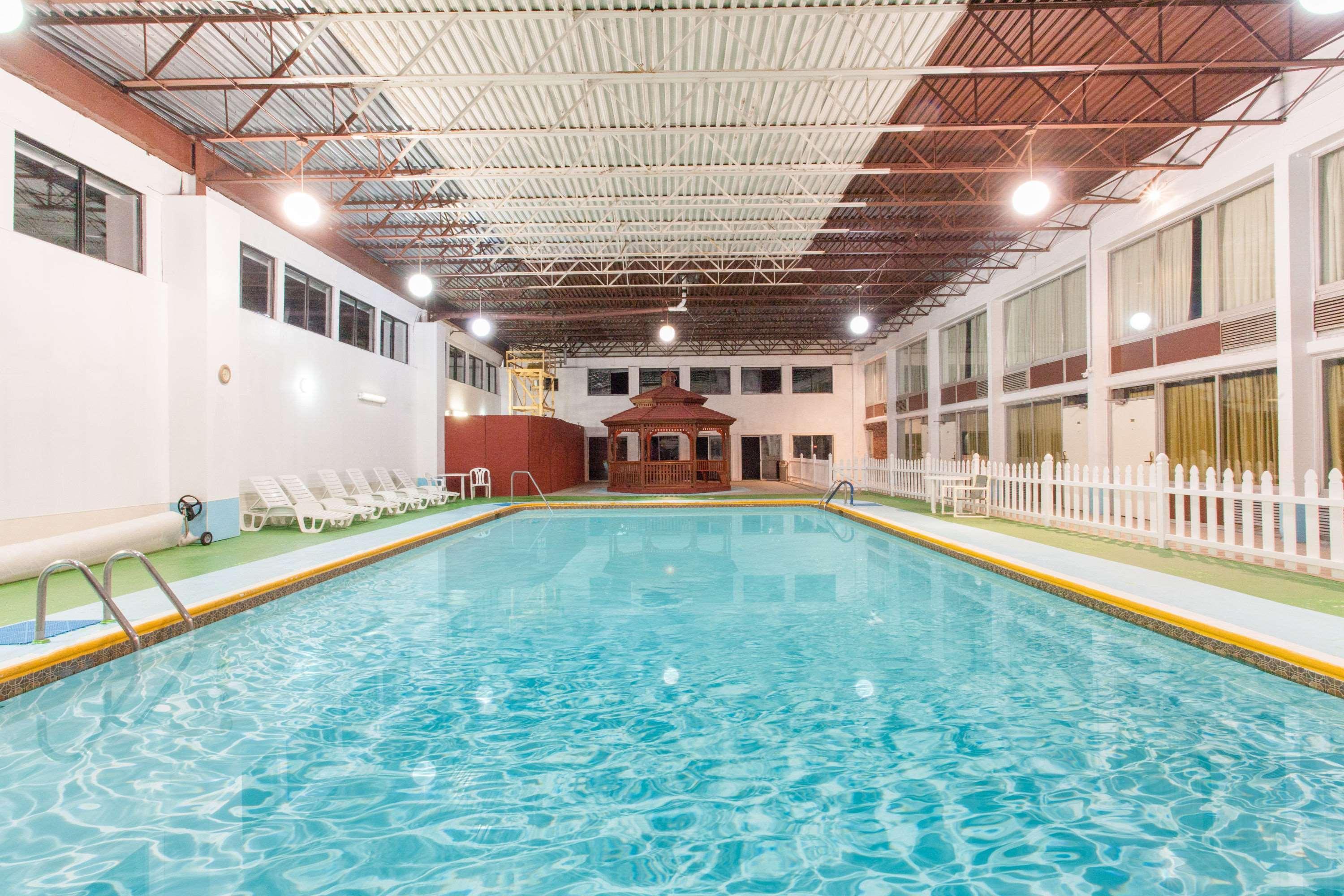 Vista Piscina Best Western Plymouth Inn-White Mountains
