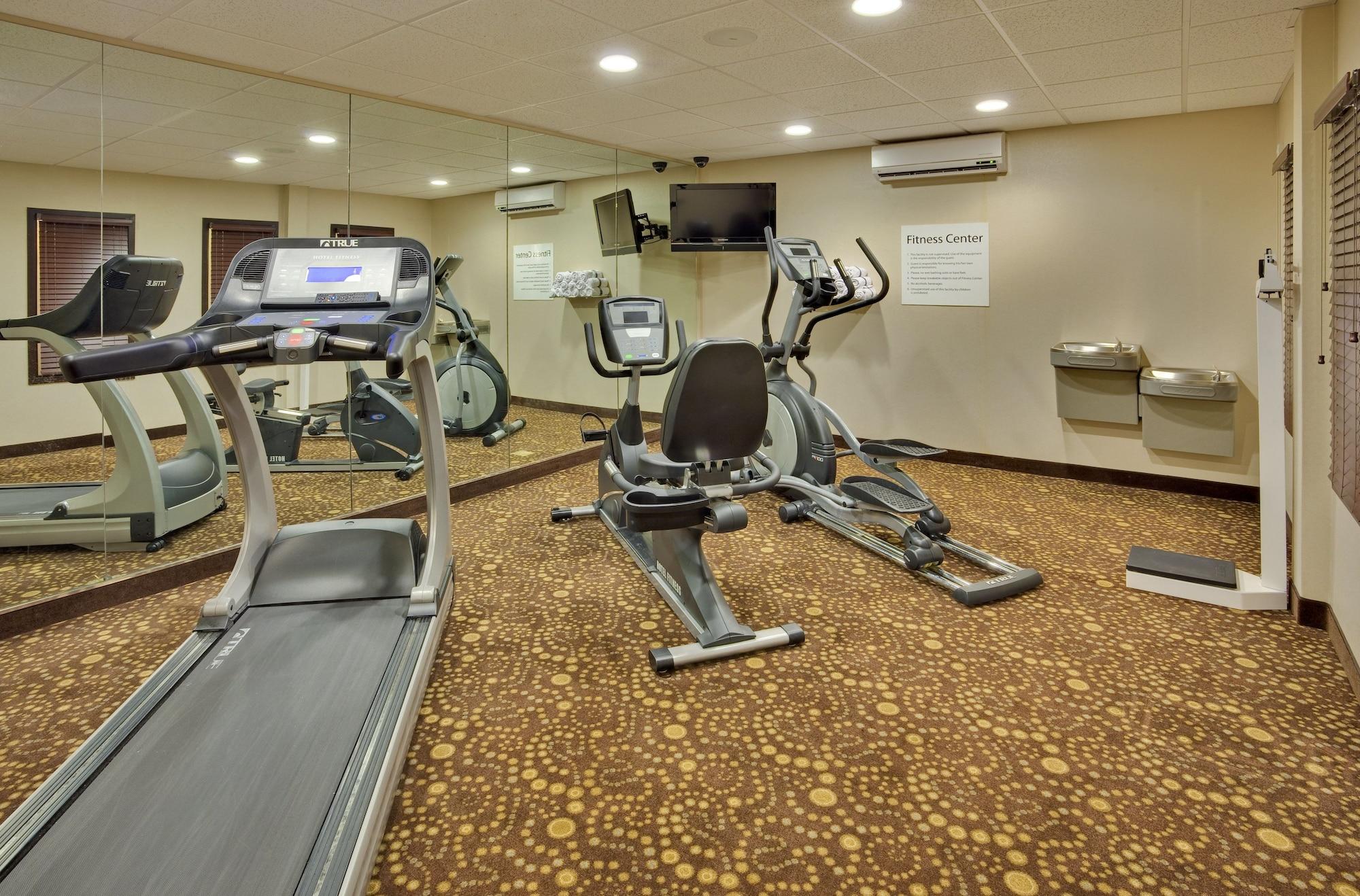 Gimnasio Holiday Inn Express Hotel & Suites Lebanon by IHG
