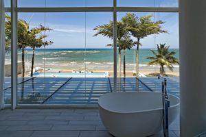 Arriendo temporal - Casa Estefania Luxury 10BR Oceanfront Villa