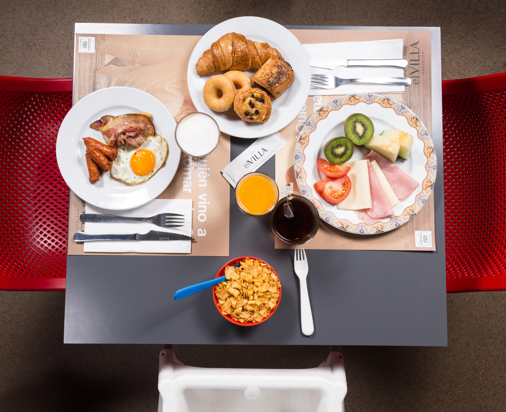 Restaurant Hotel Luze El Villa