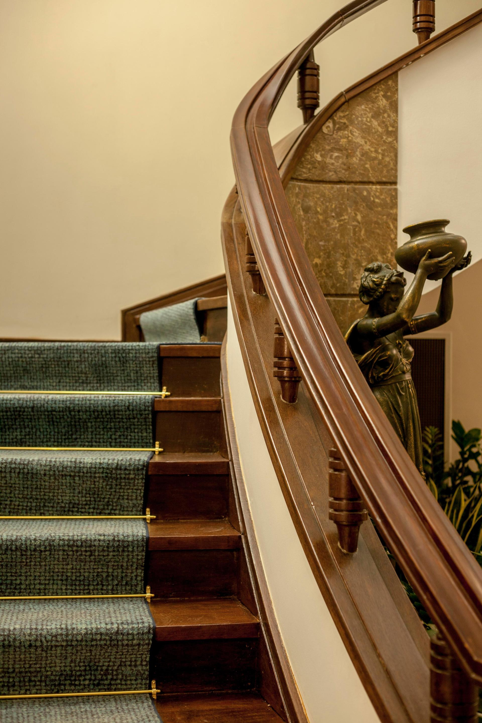 Vista Lobby Luzeiros Suites