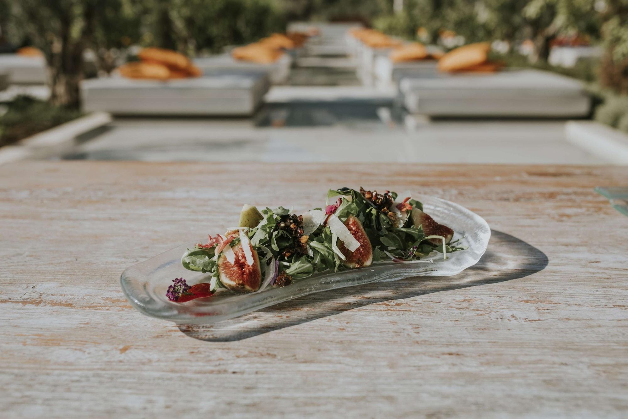 Restaurant Higueron Hotel Malaga, Curio Collection by Hilton