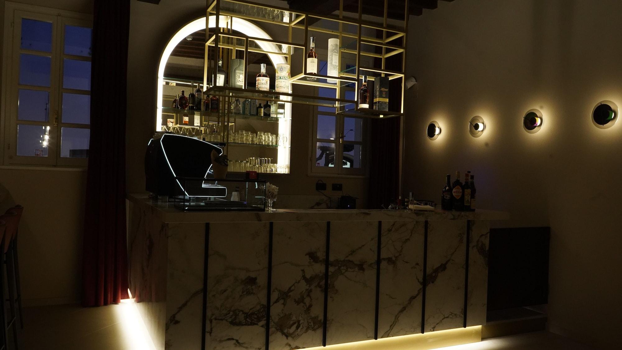 Bar/Salón Locanda Del Lupo