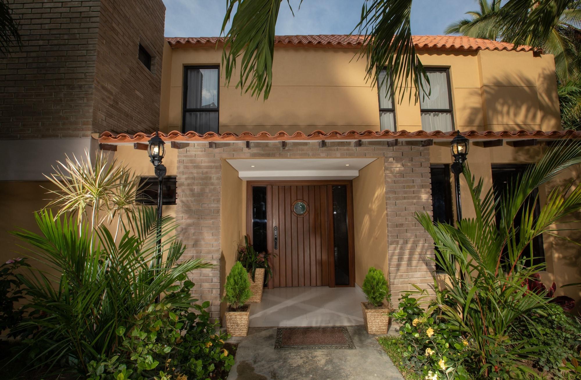 Spa Casa Verano Beach Hotel - Adults Only