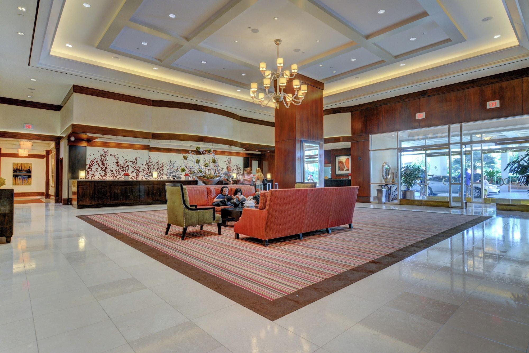 Vista Lobby Signature Condos