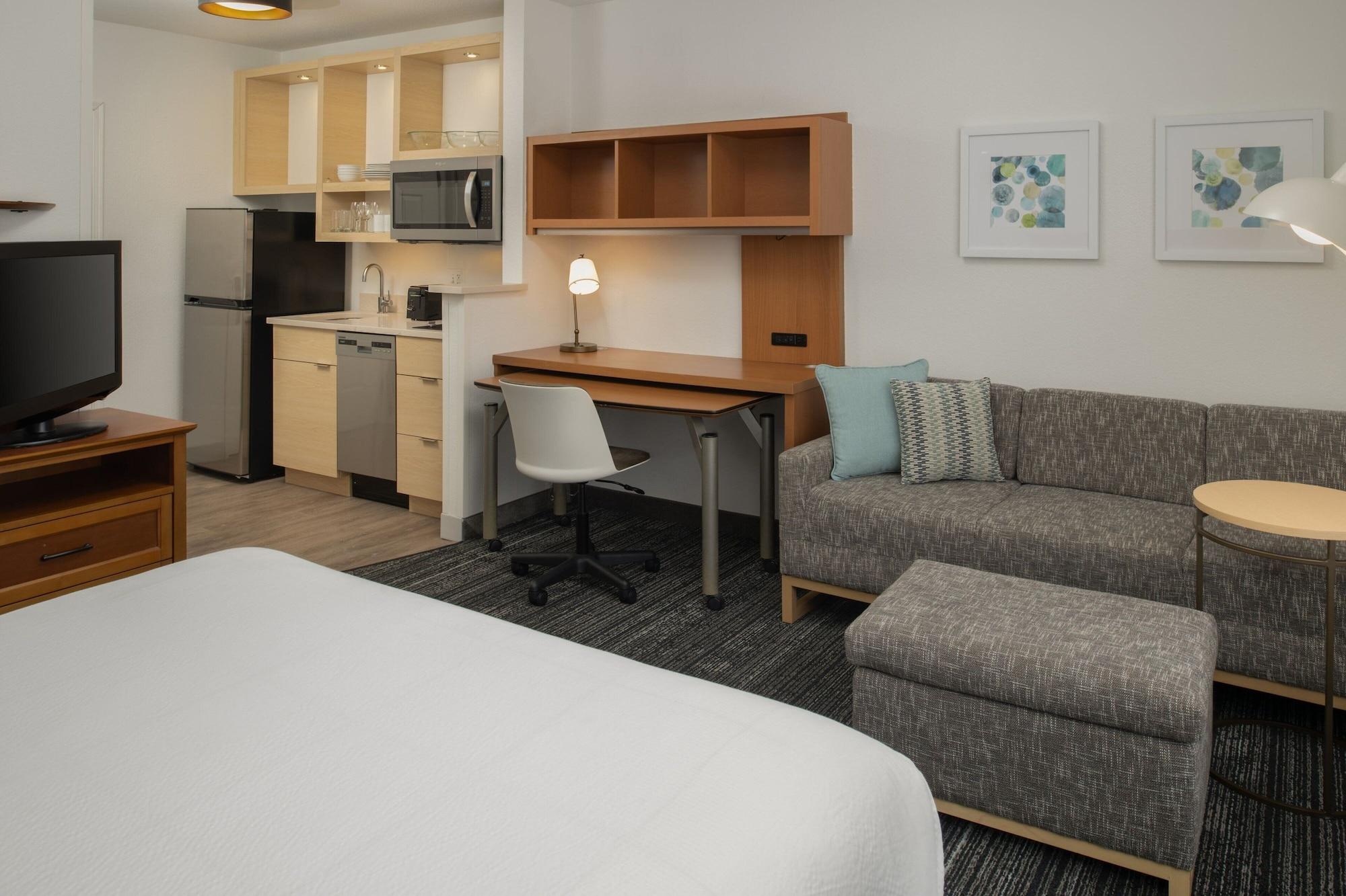 Varios TownePlace Suites by Marriott San Jose Campbell