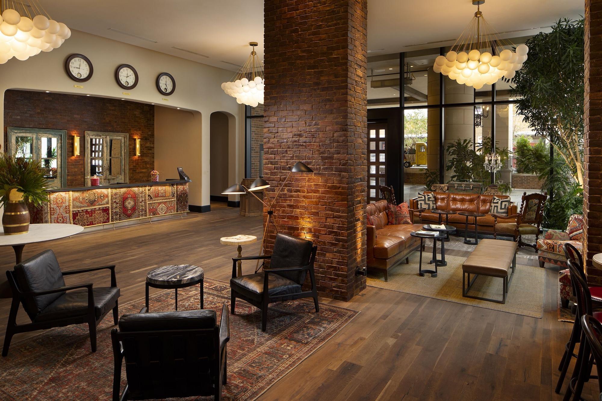 Vista Lobby Hotel ZaZa Austin