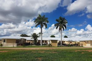 Alojamiento - Kernow Charters Towers