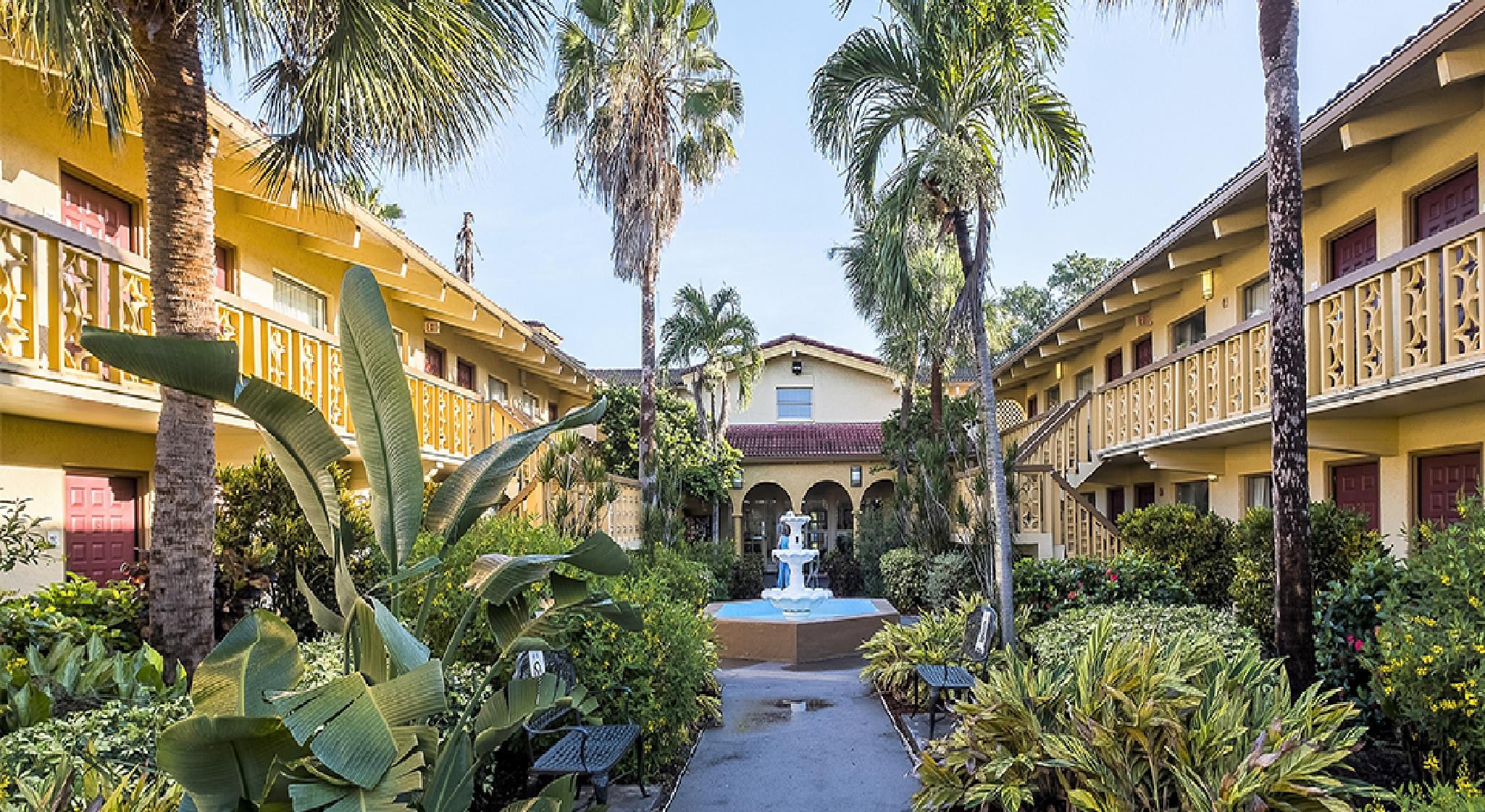 Vista Exterior Red Roof Inn Tampa Bay - St Petersburg