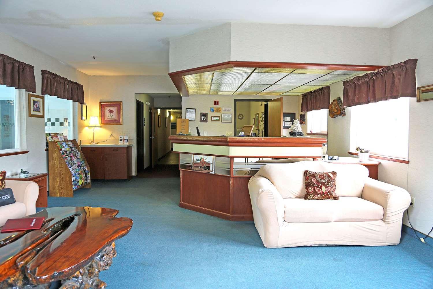 Vista Lobby Americas Best Value Inn & Suites Forest Grove Hillsboro