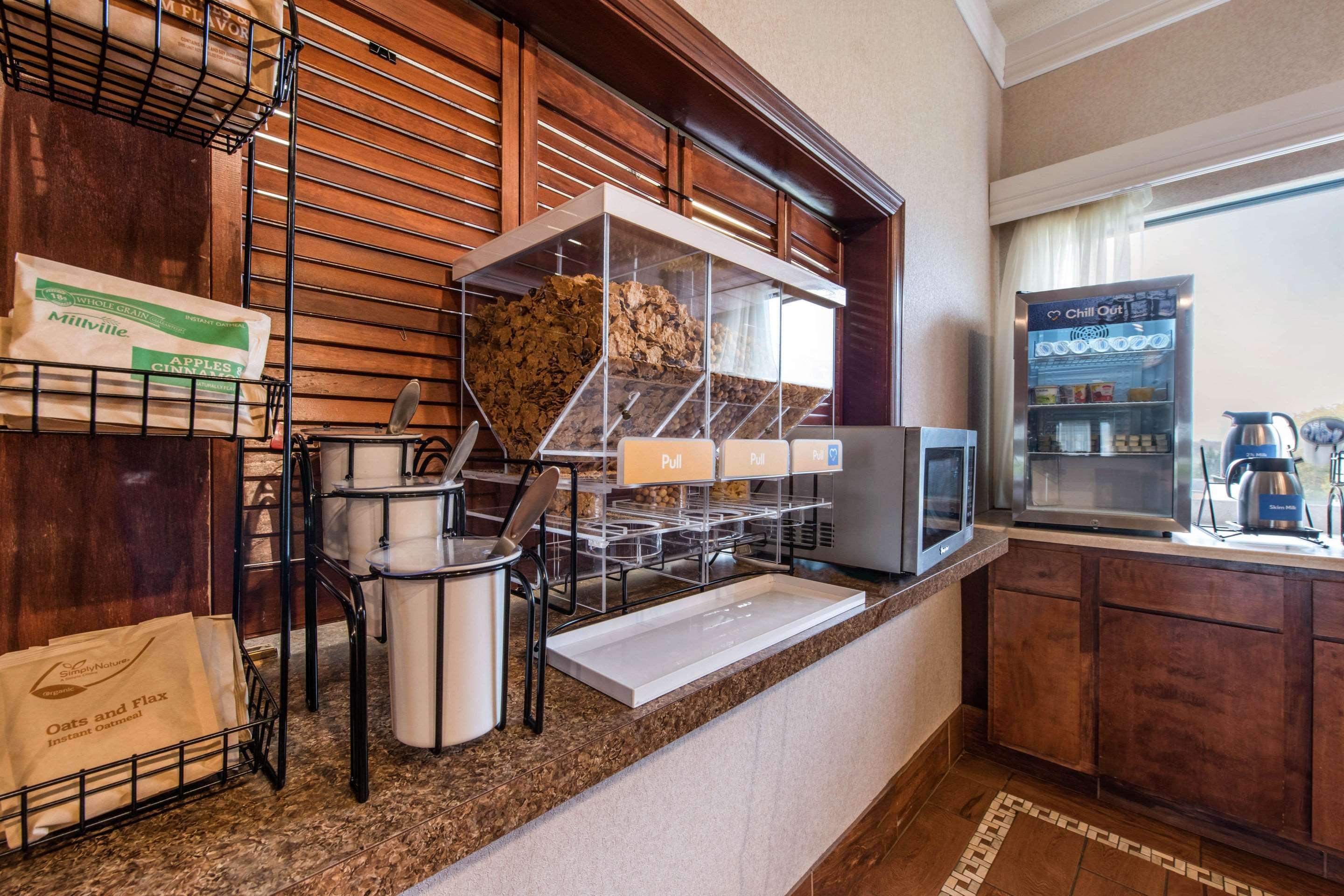 Restaurant Comfort Inn & Suites Streetsboro - Kent