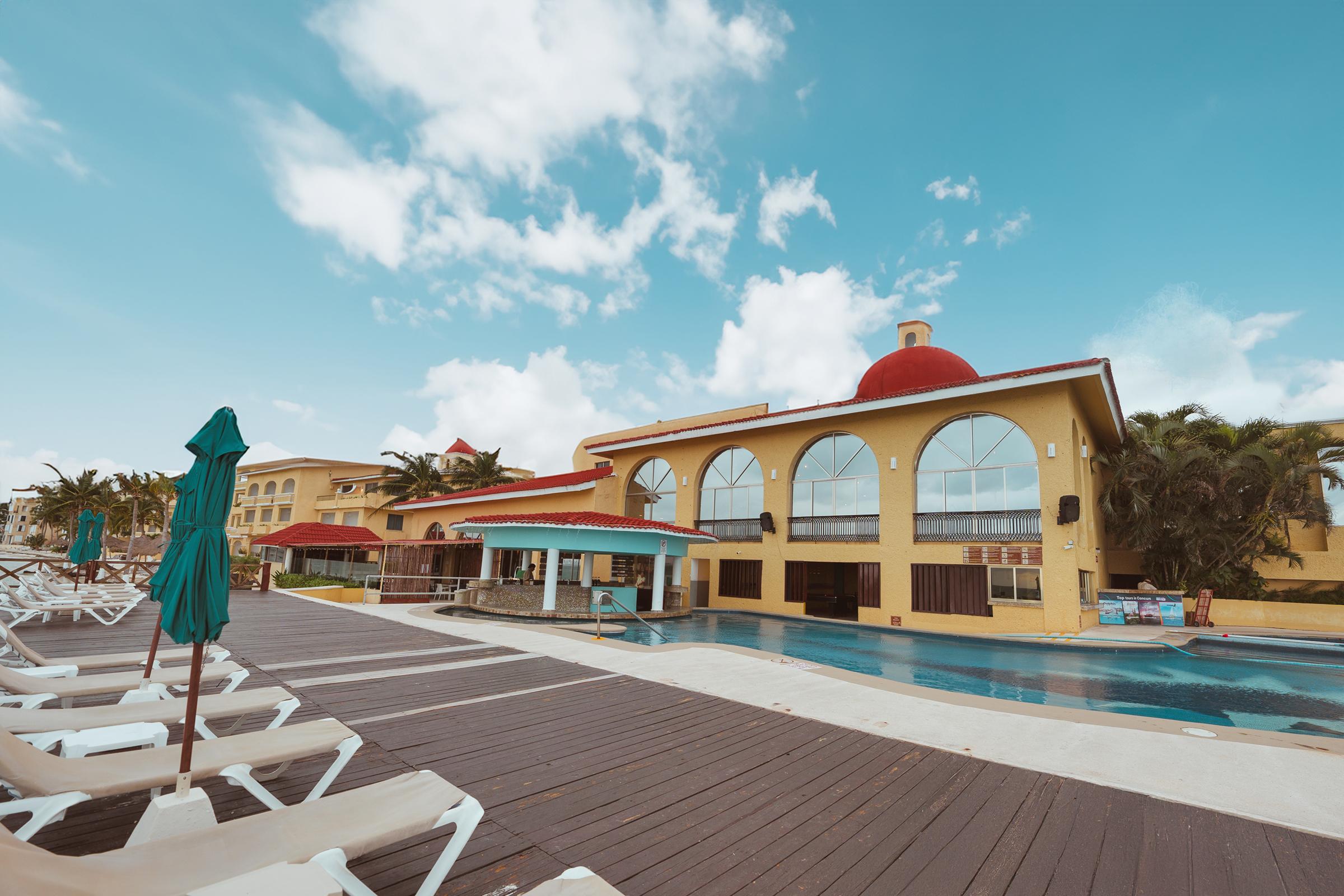 Vista Piscina All Ritmo Cancun Resort & Water Park - All Inclusive