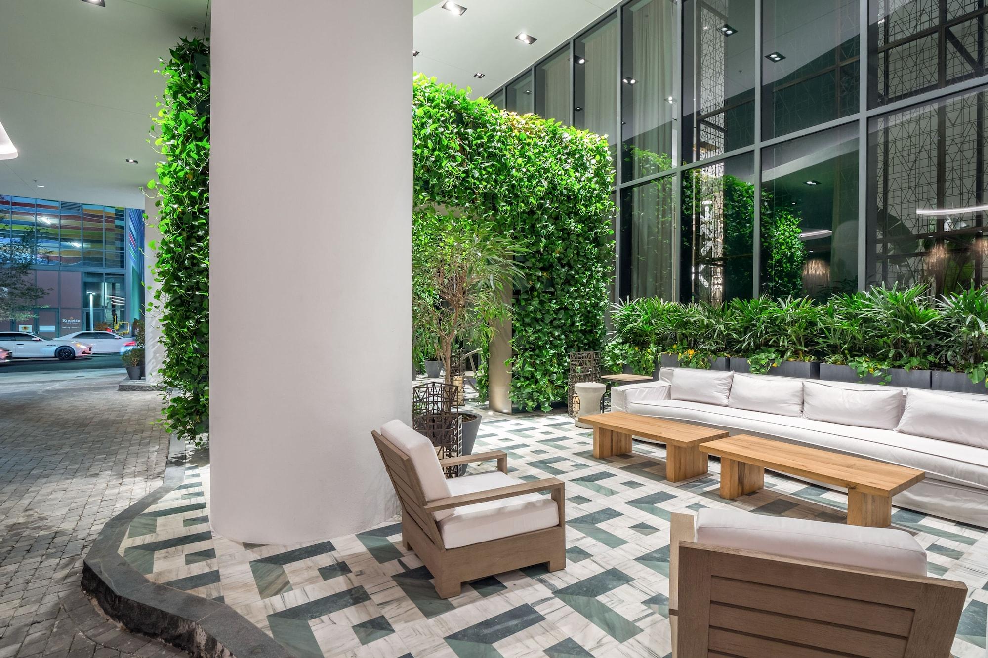 Vista Exterior Suites at SLS LUX Brickell managed by CE