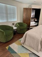 Alquiler Vacacional - Private 3-bed, 4 bath home just off Interstate 30 with restaurants and shopping!