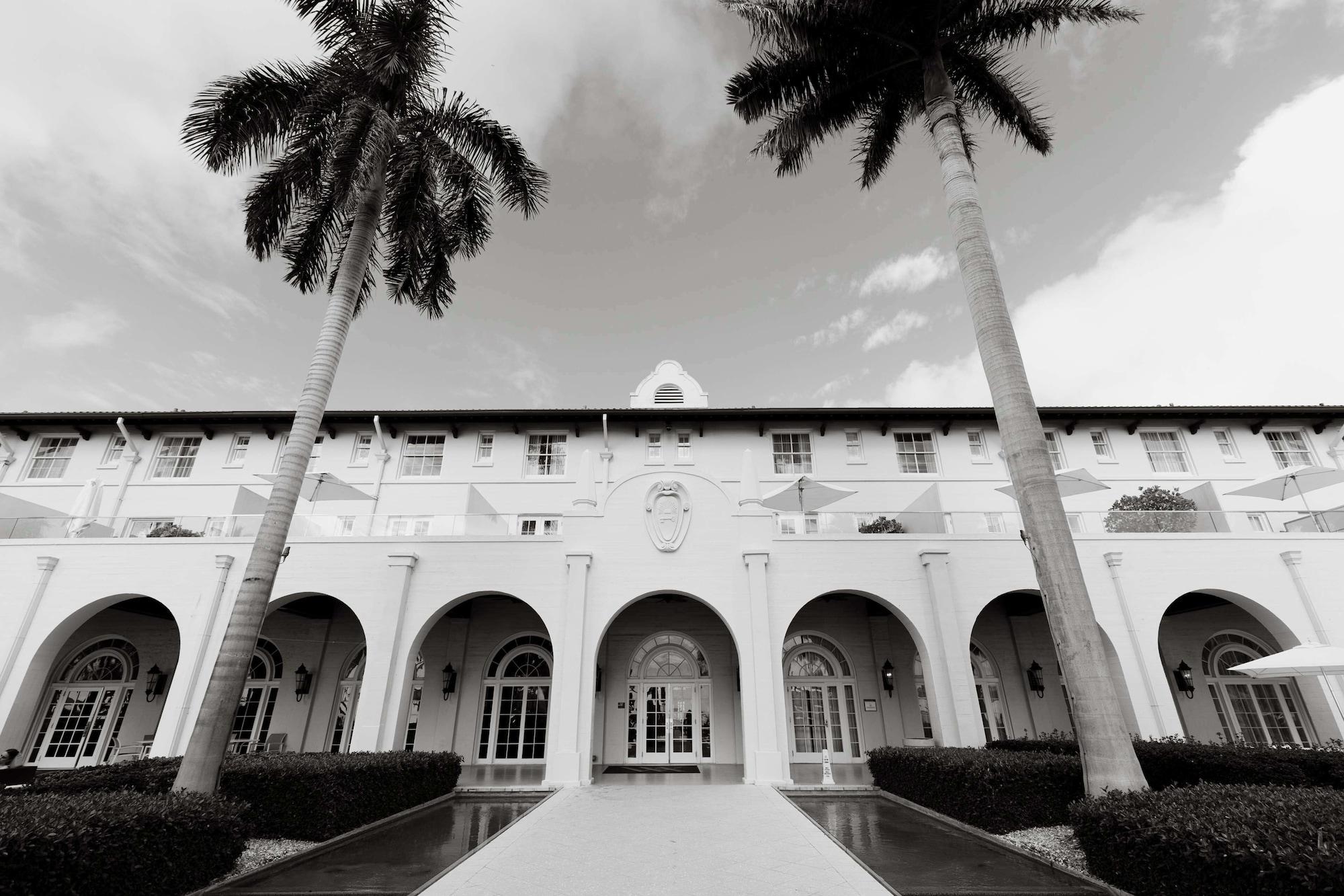 Vista Exterior Casa Marina Key West, Curio Collection by Hilton