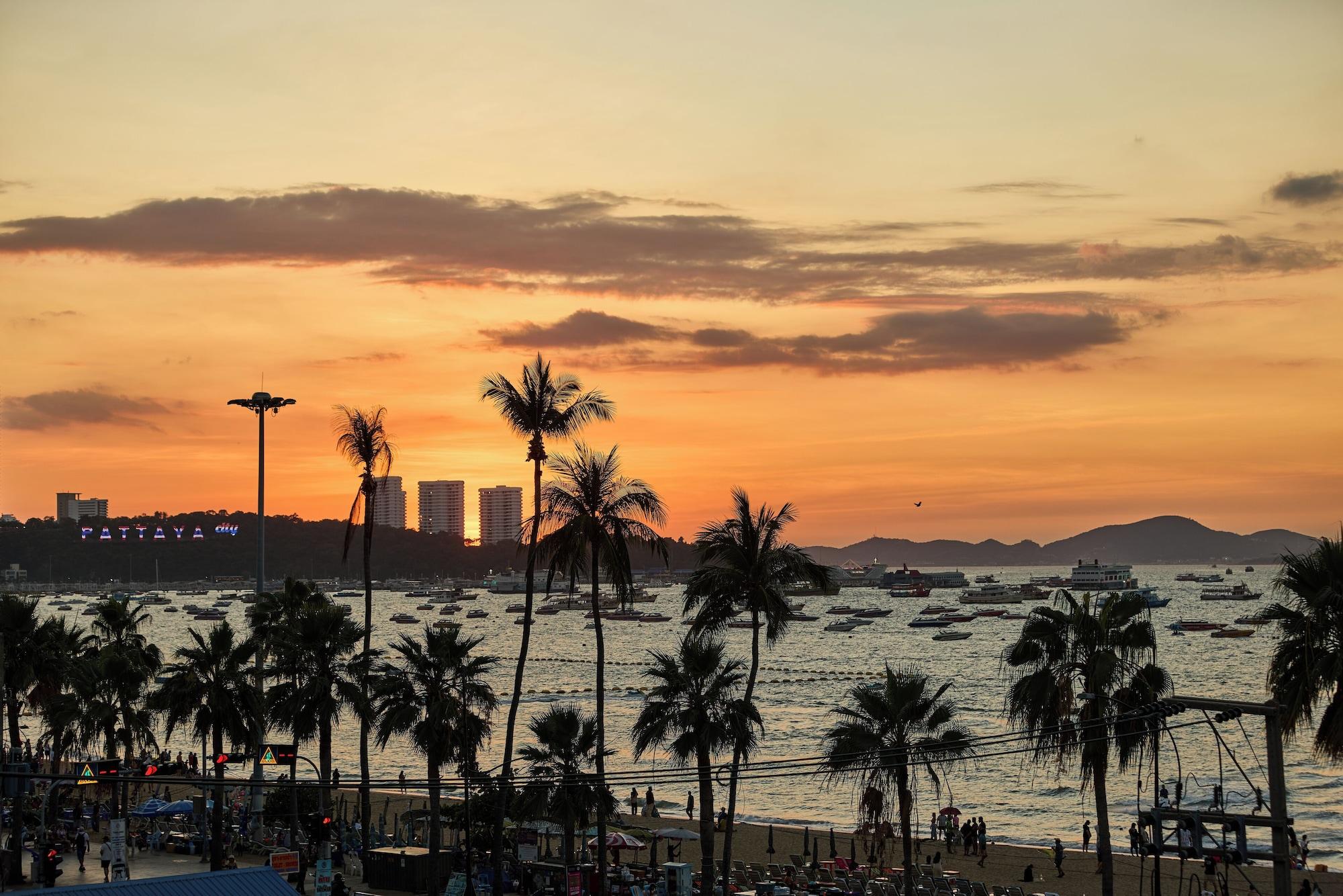 Playa The Weekend Pattaya