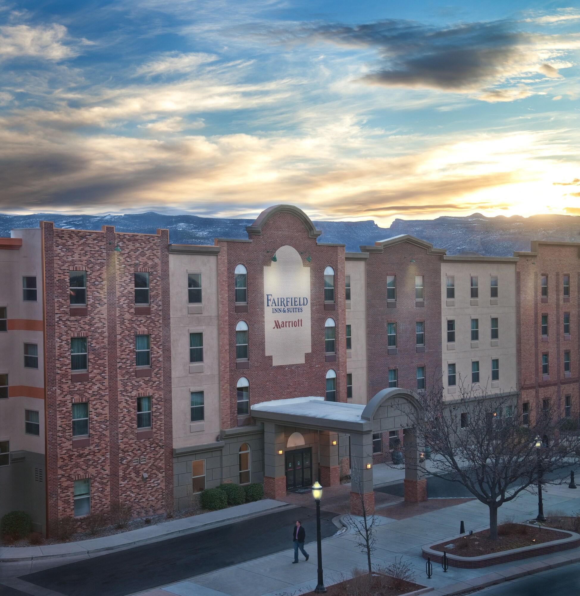 Vista Exterior Fairfield Inn & Suites by Marriott Grand Junction Downtown
