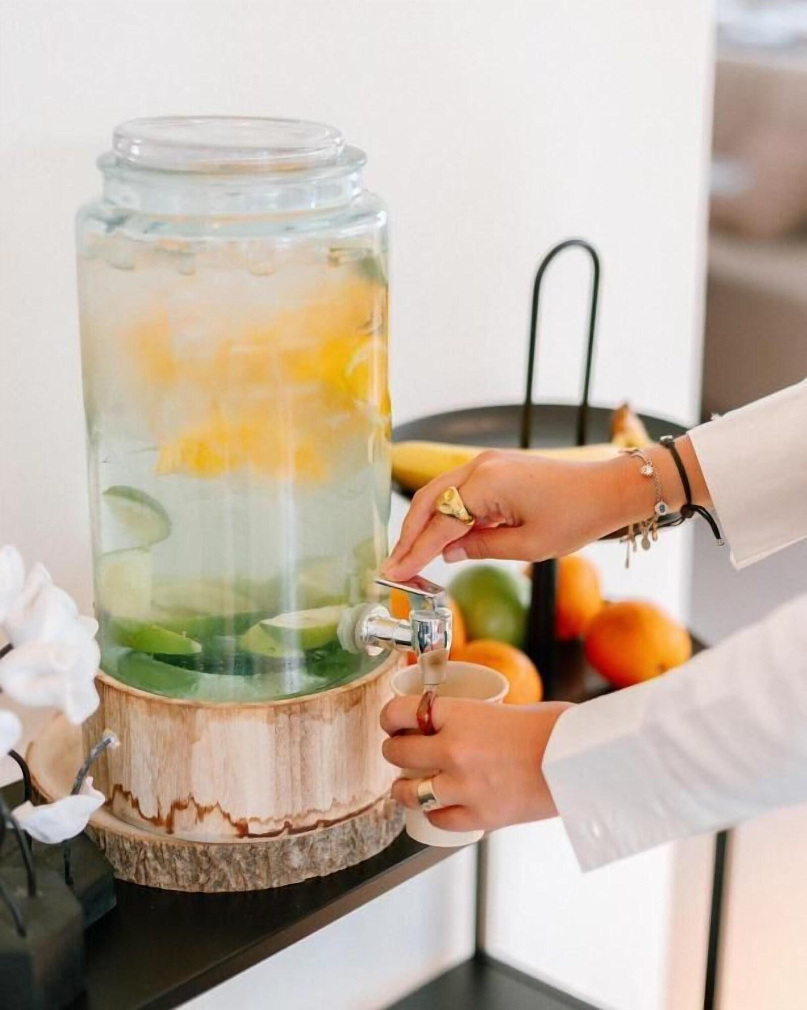 Vista Lobby The Liman Hotel