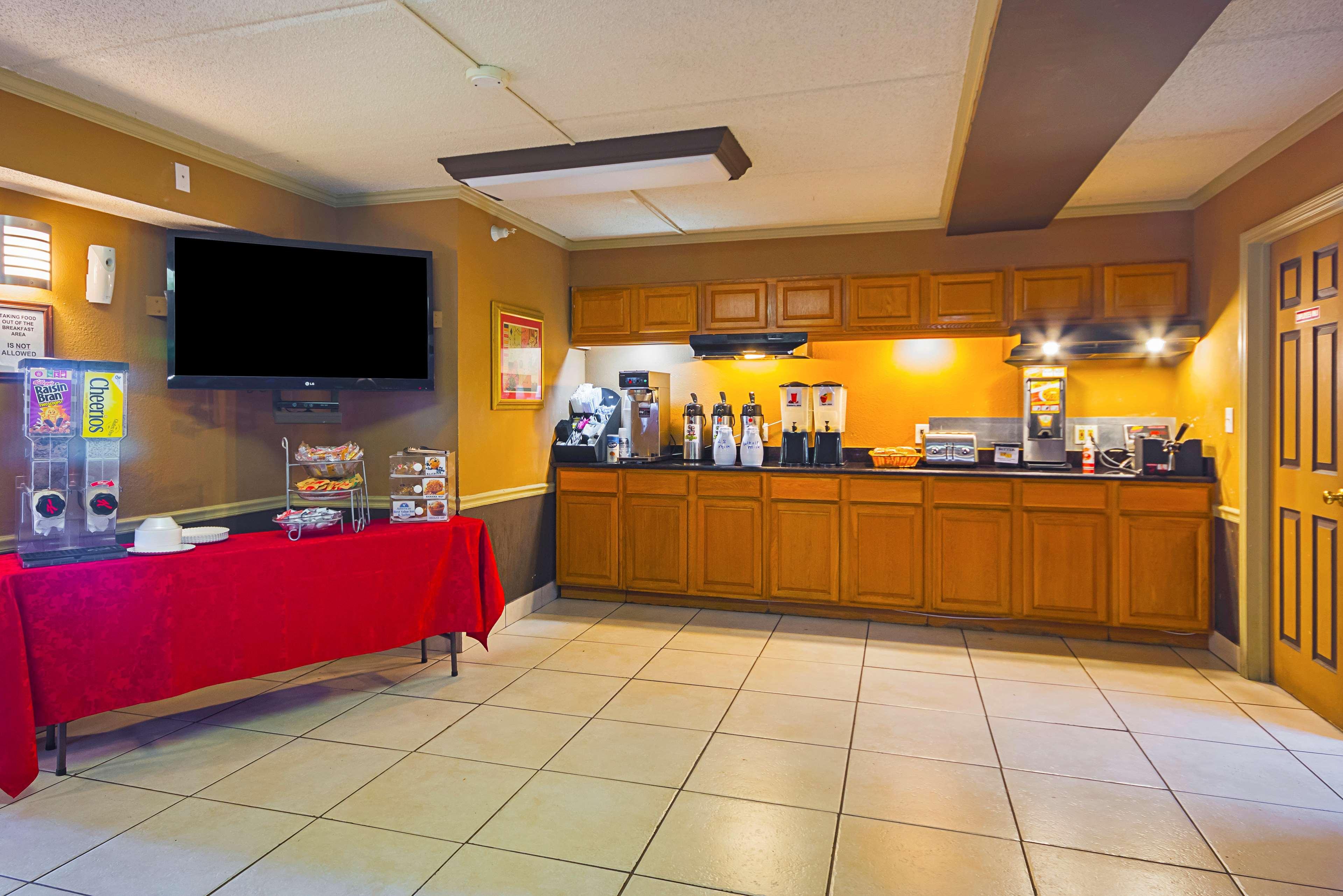 Restaurant Americas Best Value Inn & Suites Melbourne