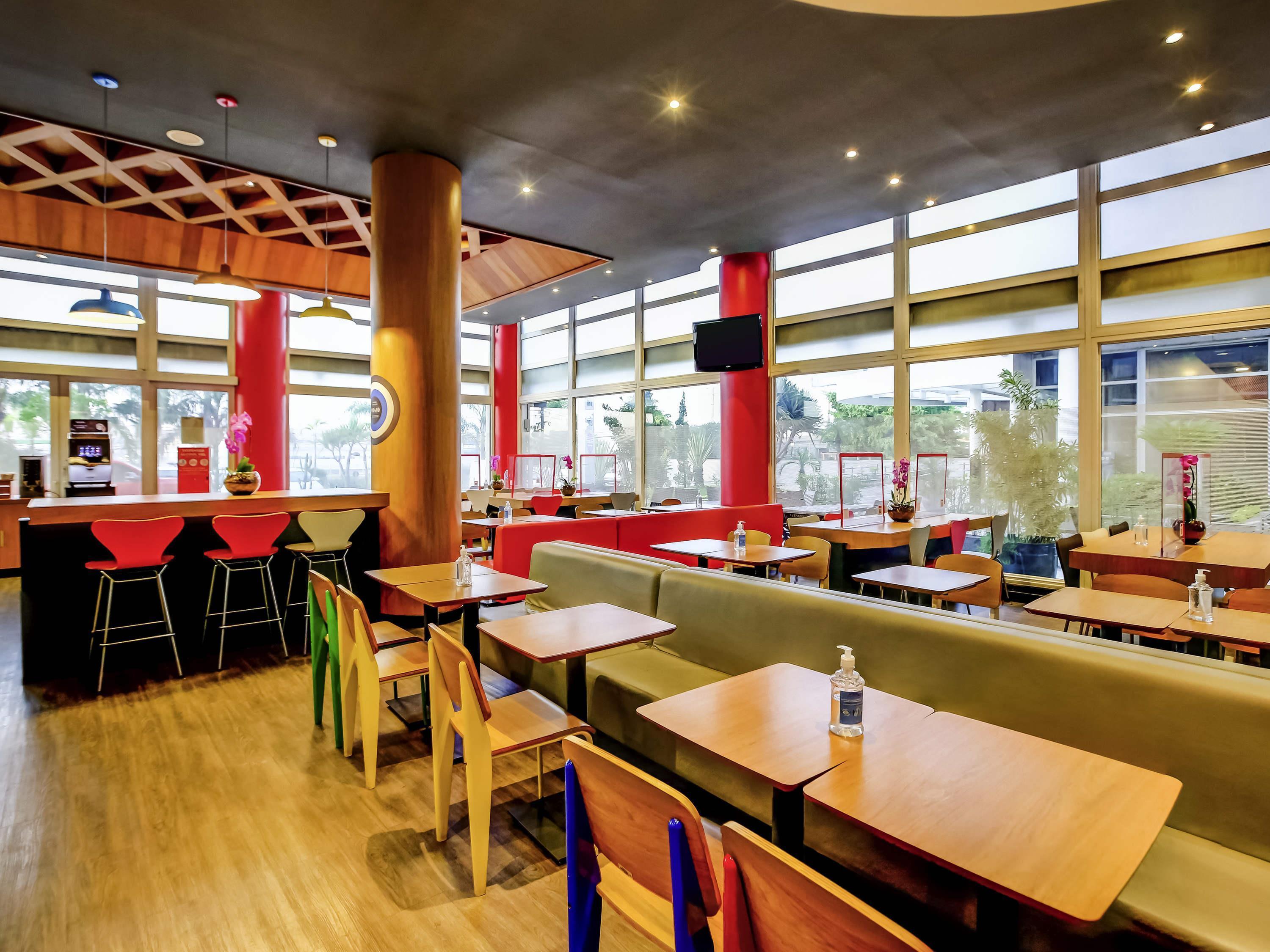 Restaurant ibis Tamboré