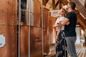 Actividad - Entrada a la fábrica de cerveza Bourgogne des Flandres