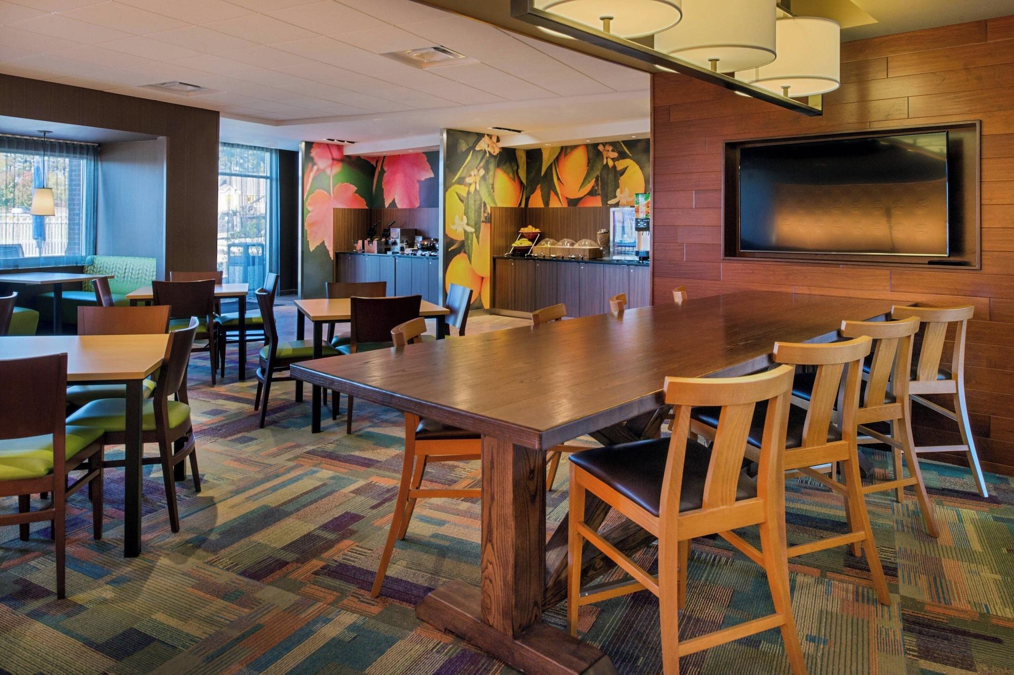 Restaurant Fairfield Inn and Suites by Marriott Akron Stow