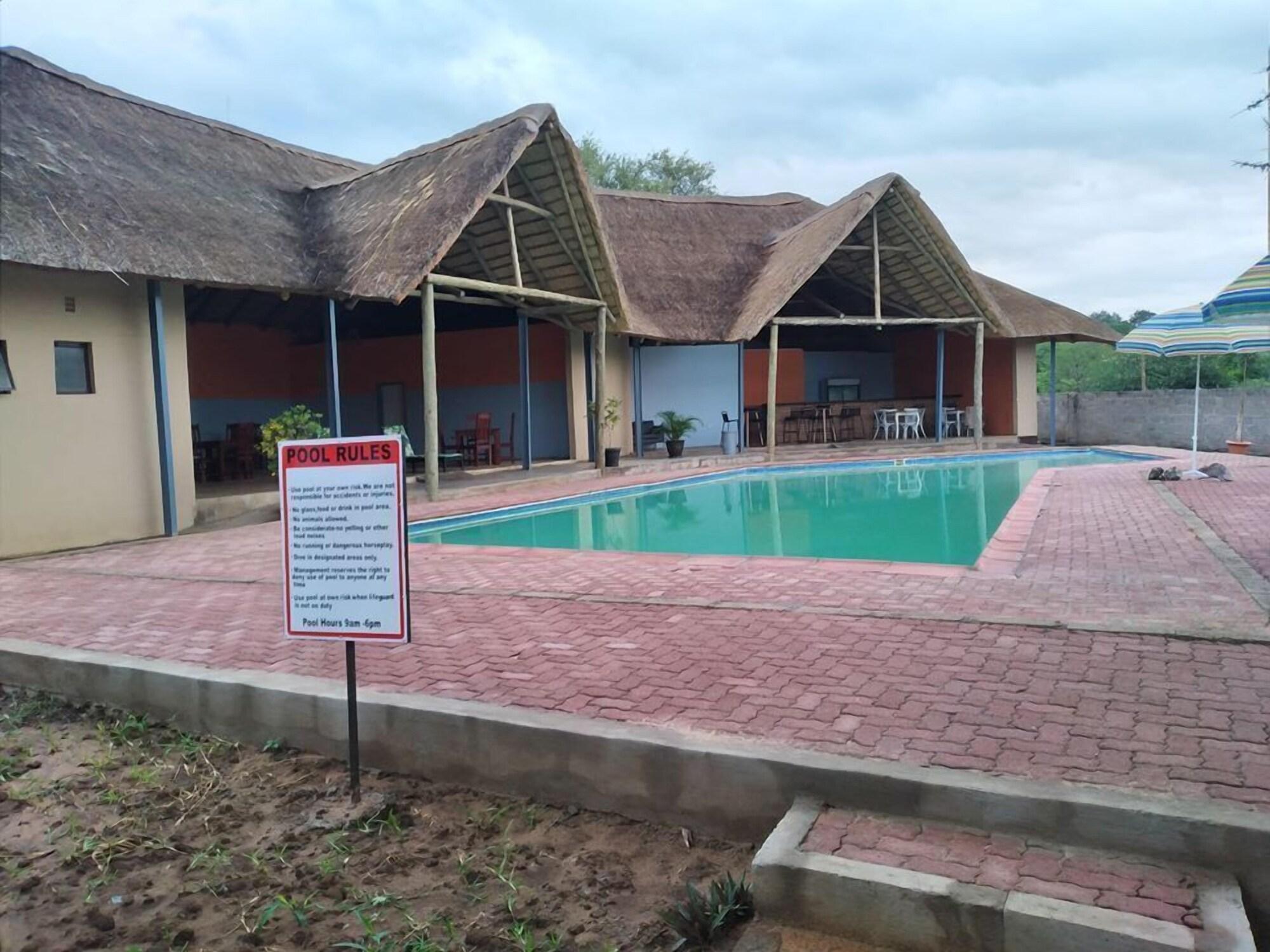 Varios Nkanga Hotel