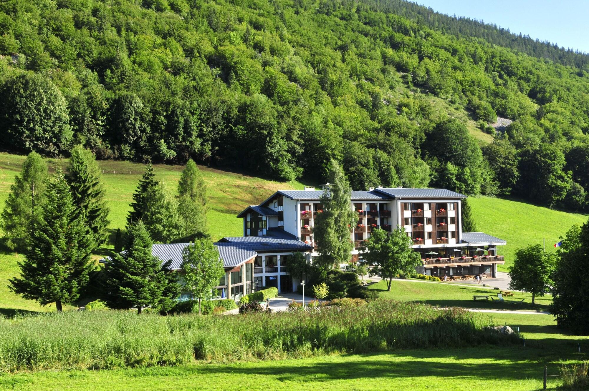 Vista Exterior AEC Vacances - Forgeassoud