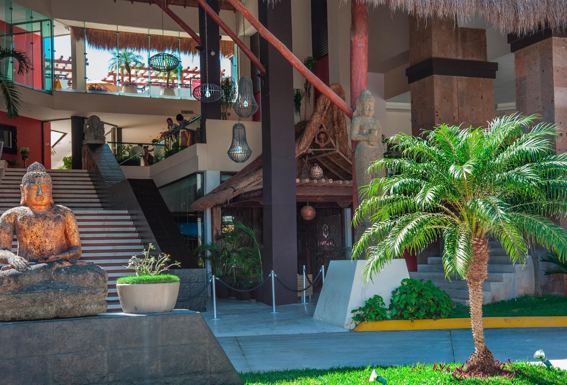Vista Lobby Aldea Thai by oceanfront