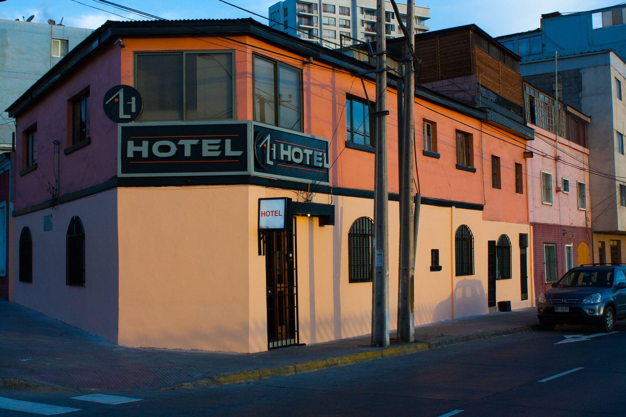 Varios Hotel AYL