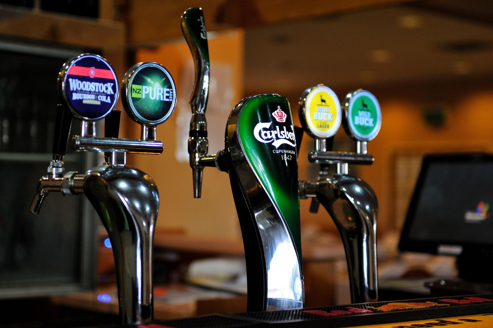 Bar/Salón Auckland Airport Easy Hotel