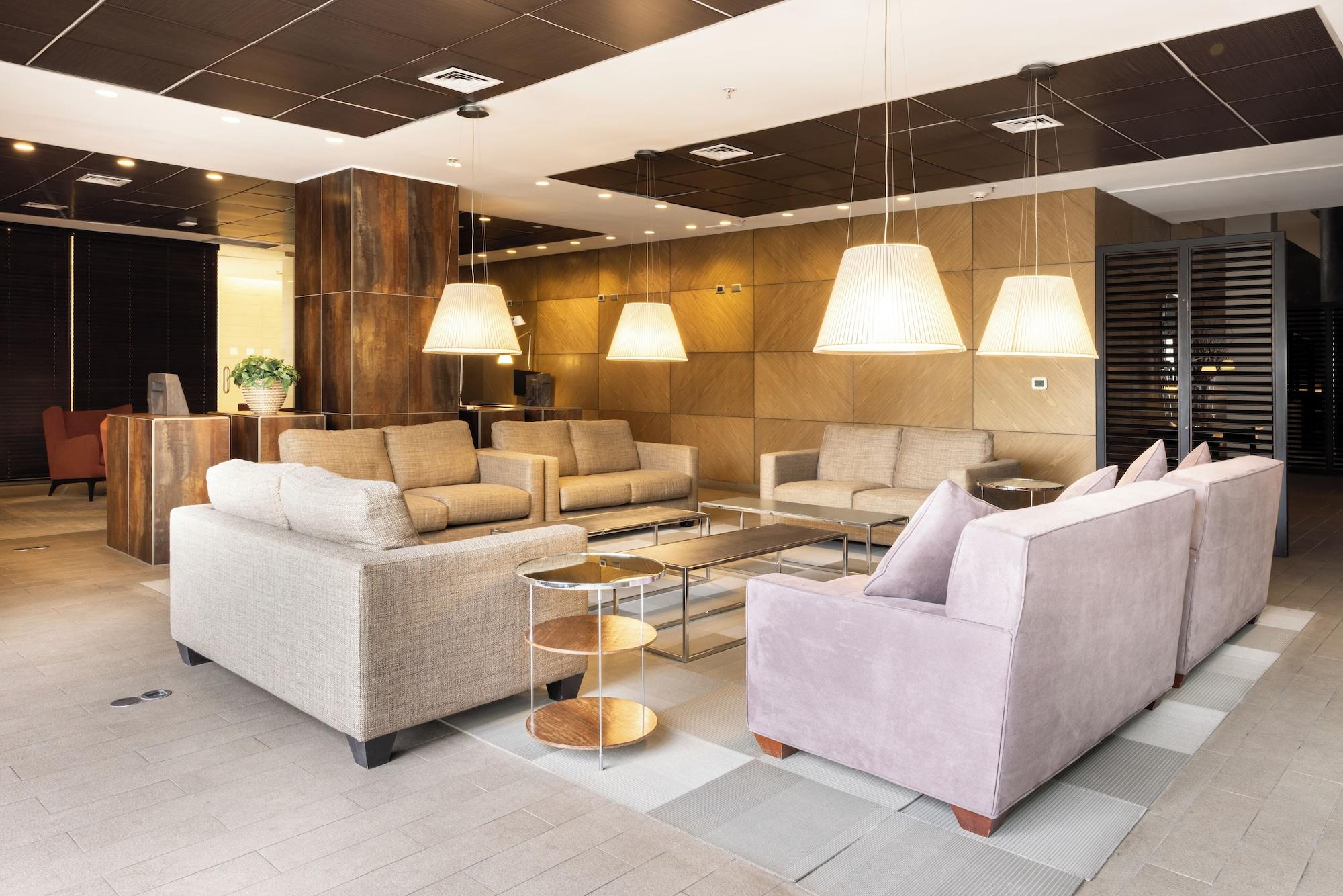 Vista Lobby Holiday Inn Santiago - Airport Terminal by IHG